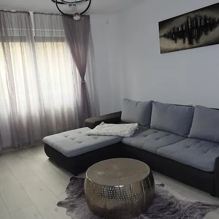 Quiet And Comfortable House In * 글라이스도르프